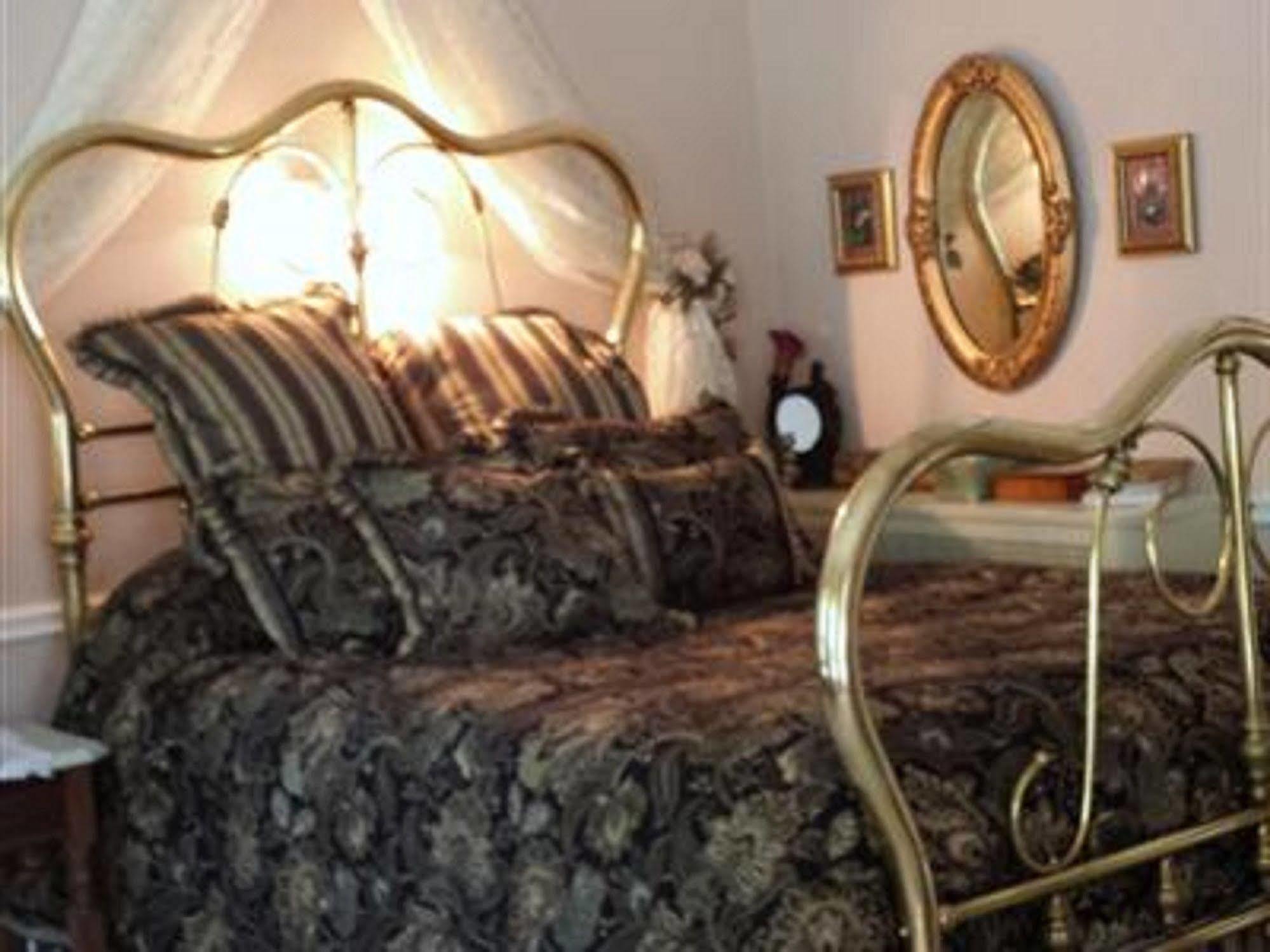 Bellinger Rose Bed & Breakfast Herkimer Kültér fotó